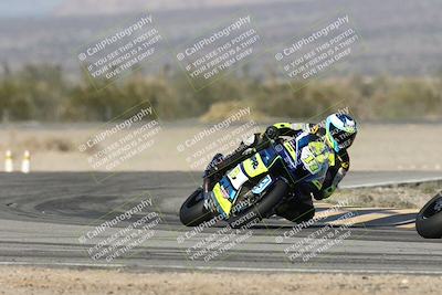 media/Dec-06-2025-CVMA (Sat) [[4a896cc04c]]/Race 4-Formula Middleweight/